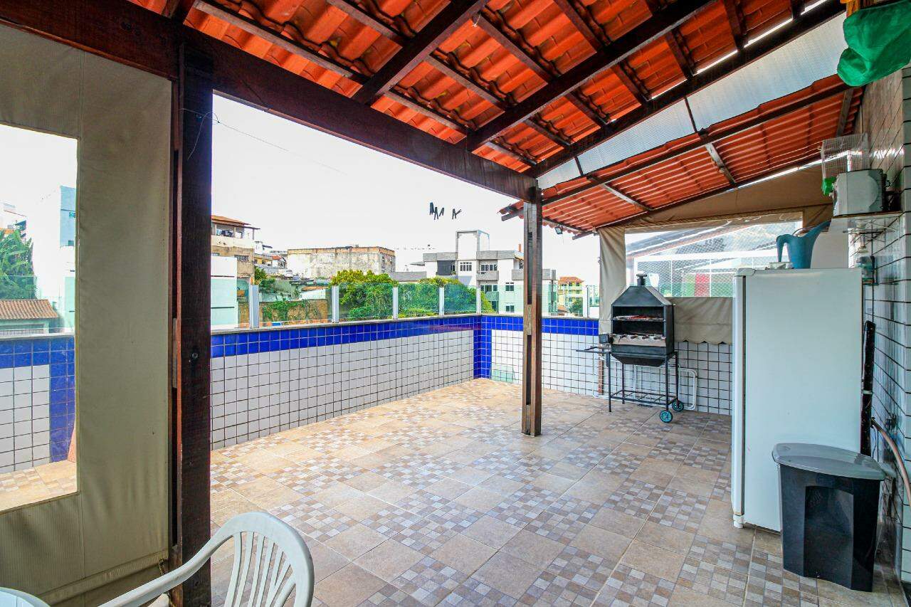 Cobertura à venda no Eldorado: 