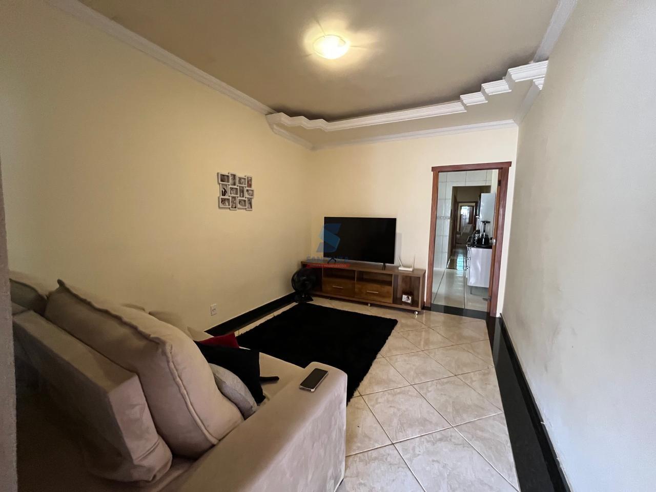 Casa Geminada à venda no Lucio de Abreu: 