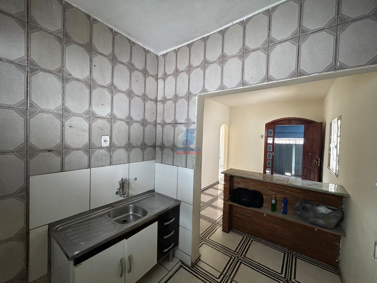 Casa à venda no JK: 