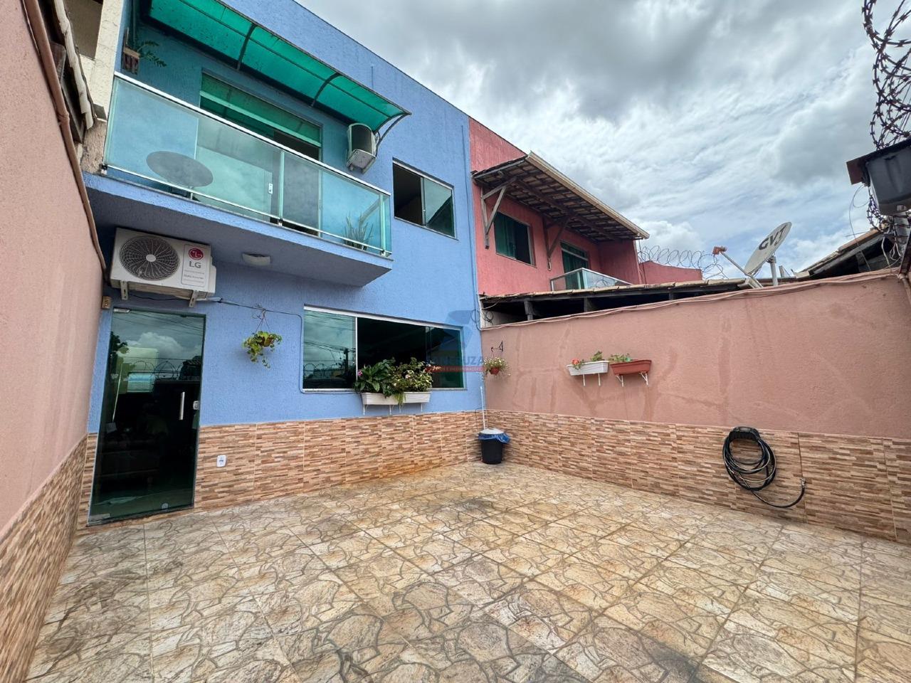 Casa Geminada à venda no Três Barras: 