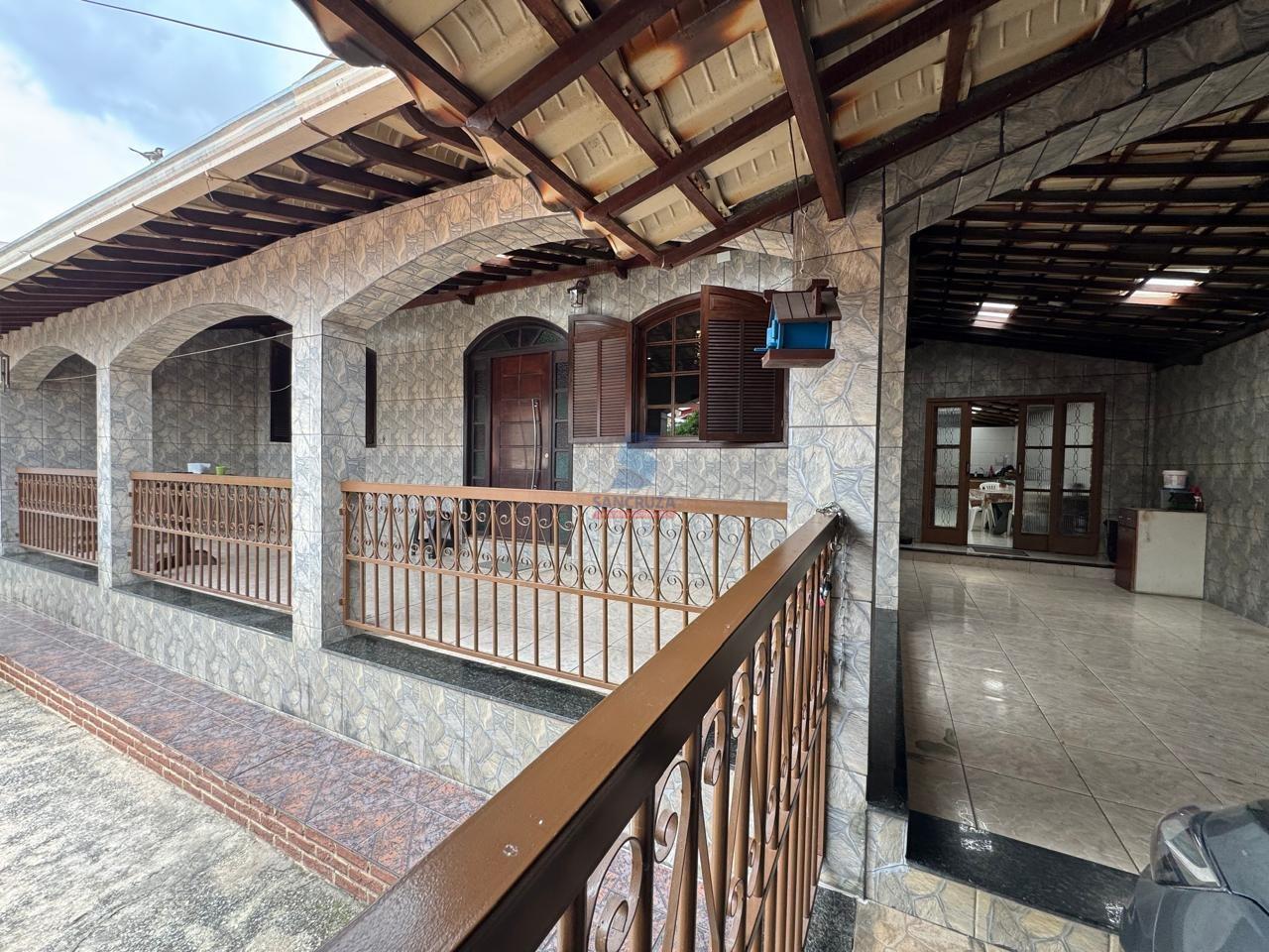 Casa à venda no Tropical: 