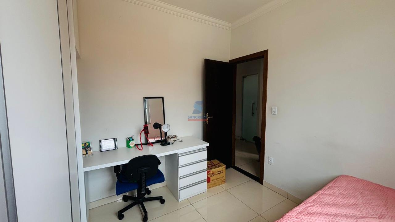 Apartamento à venda no Riacho das Pedras: 
