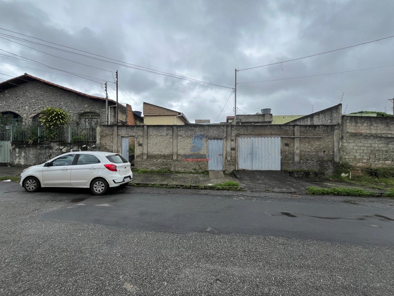 Lote / Área / Terreno à venda no Parque Turistas: 