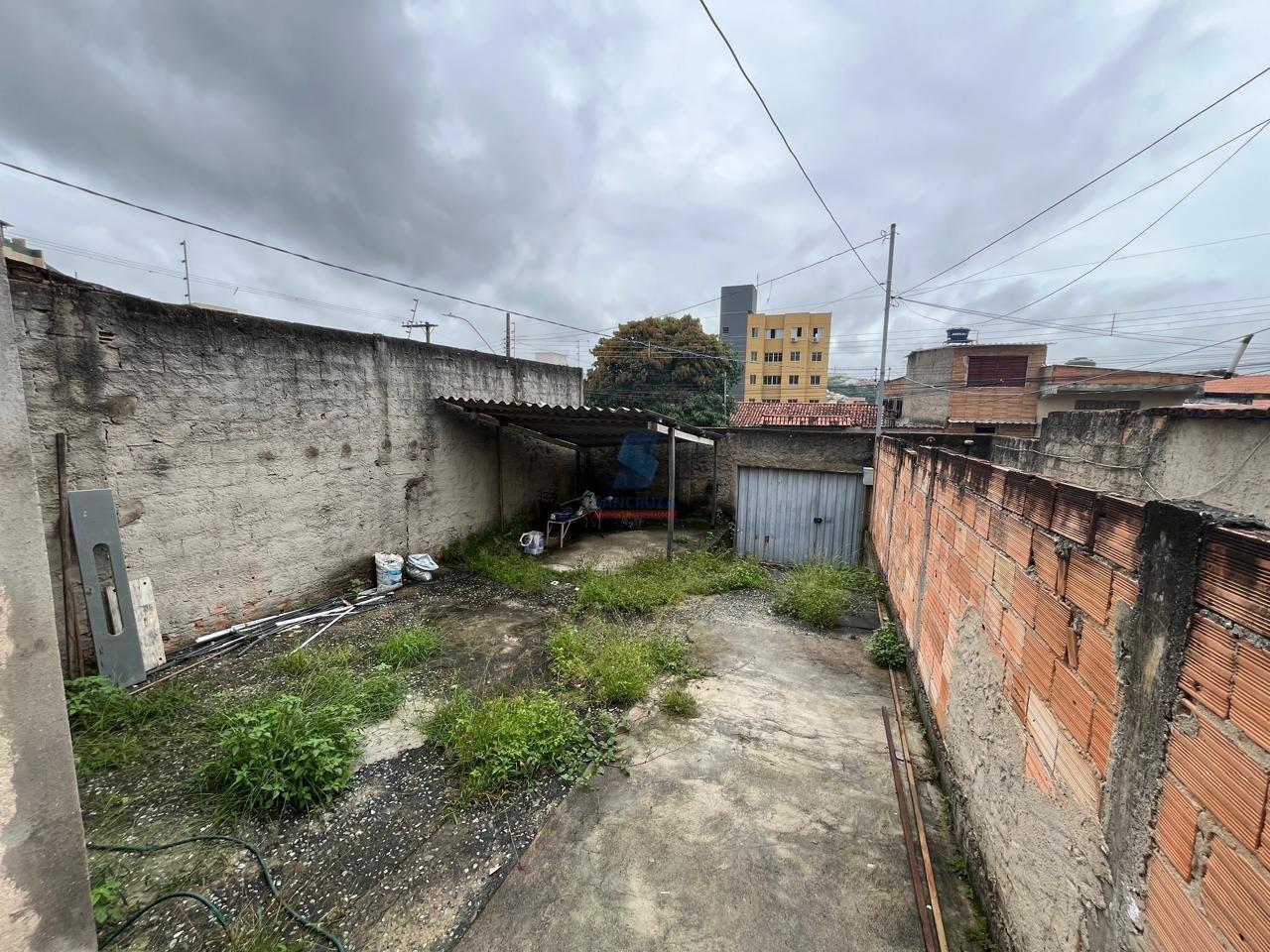 Lote / Área / Terreno à venda no Parque Turistas: 
