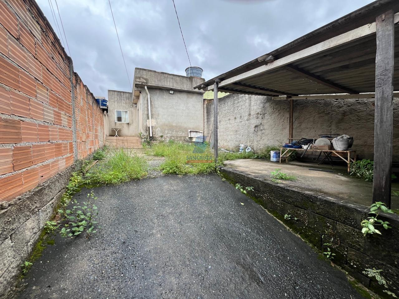 Lote / Área / Terreno à venda no Parque Turistas: 