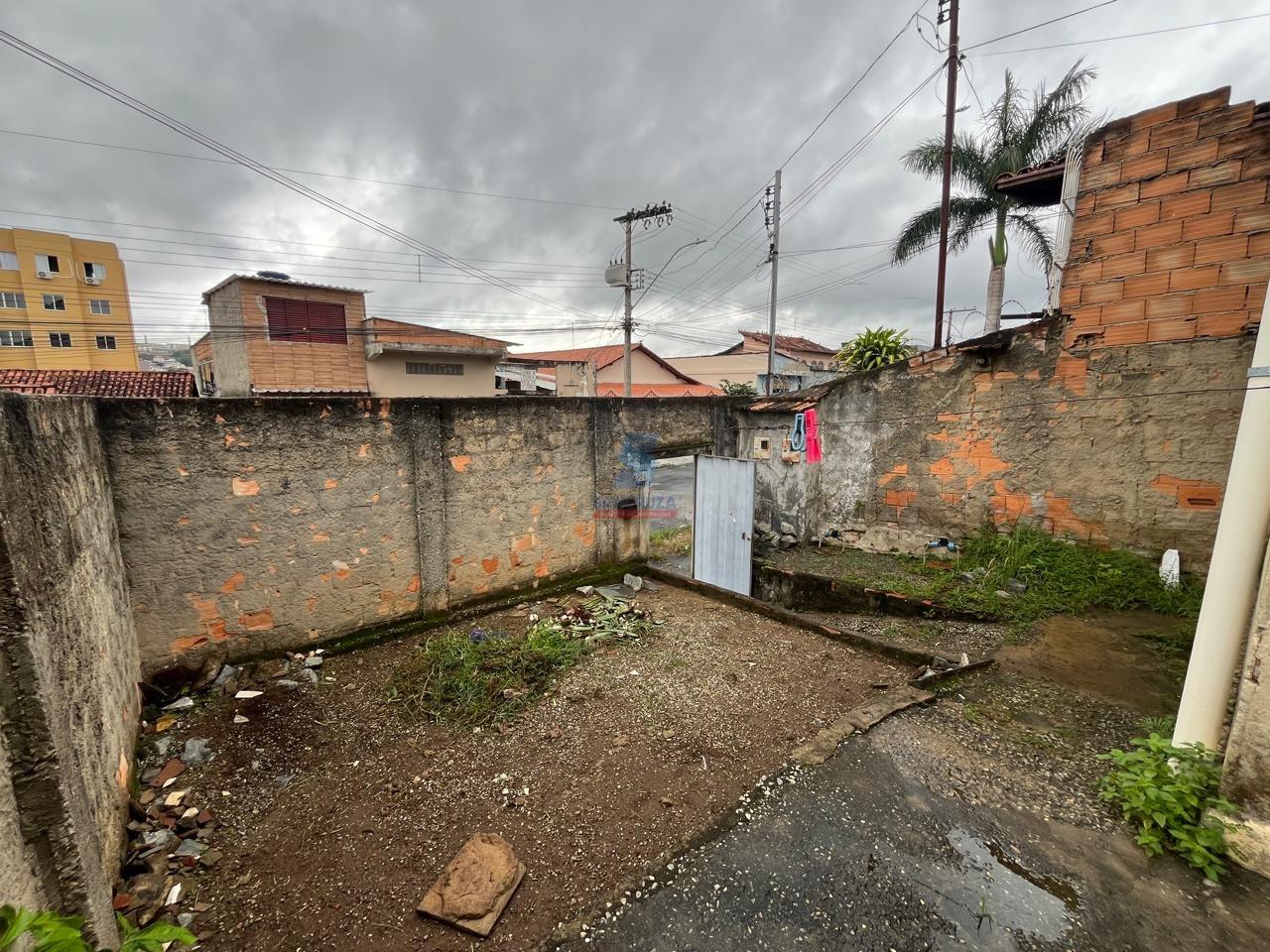 Lote / Área / Terreno à venda no Parque Turistas: 