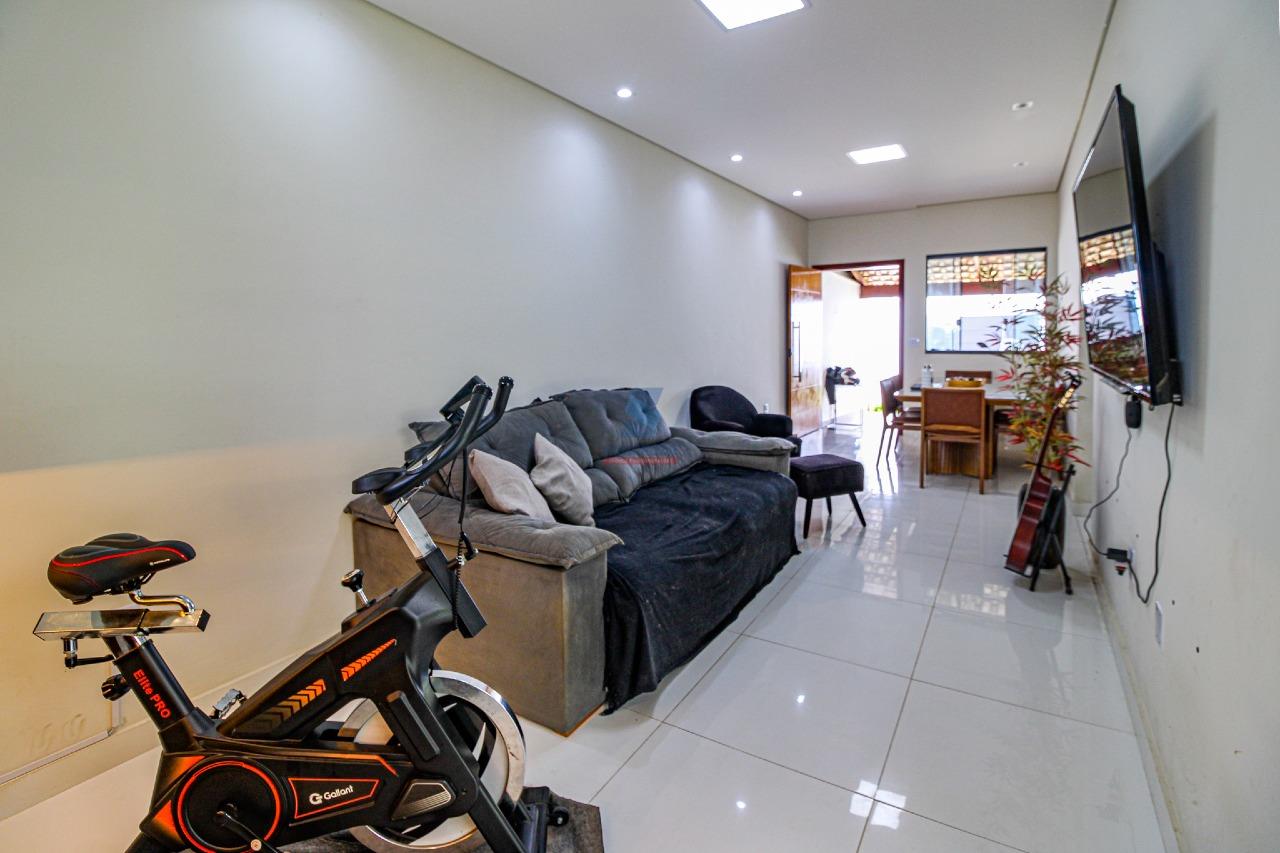 Casa à venda no Tropical: 