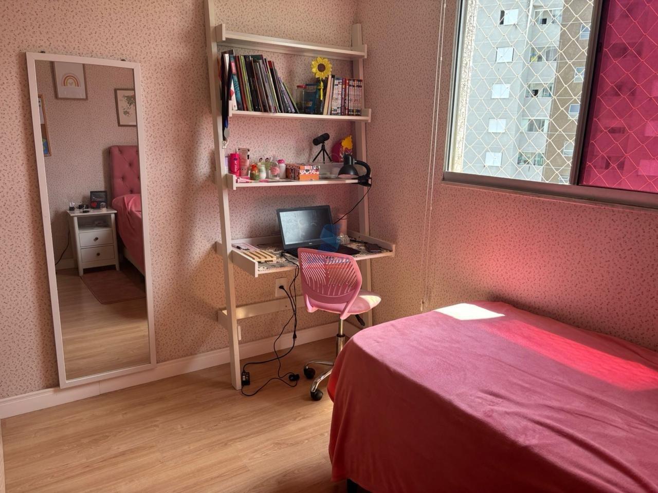 Apartamento à venda no Cabral: 