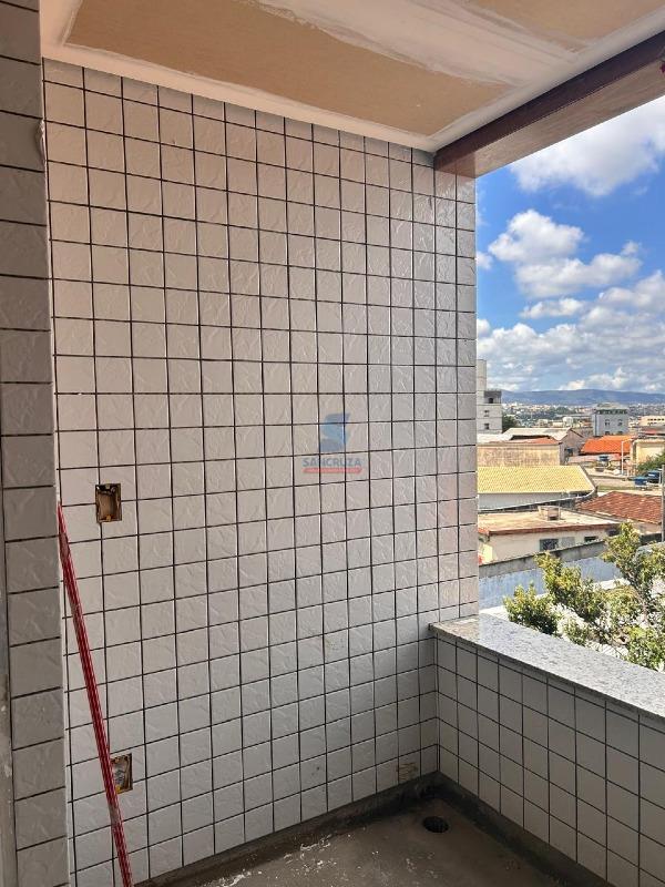 Cobertura à venda no Eldorado: 