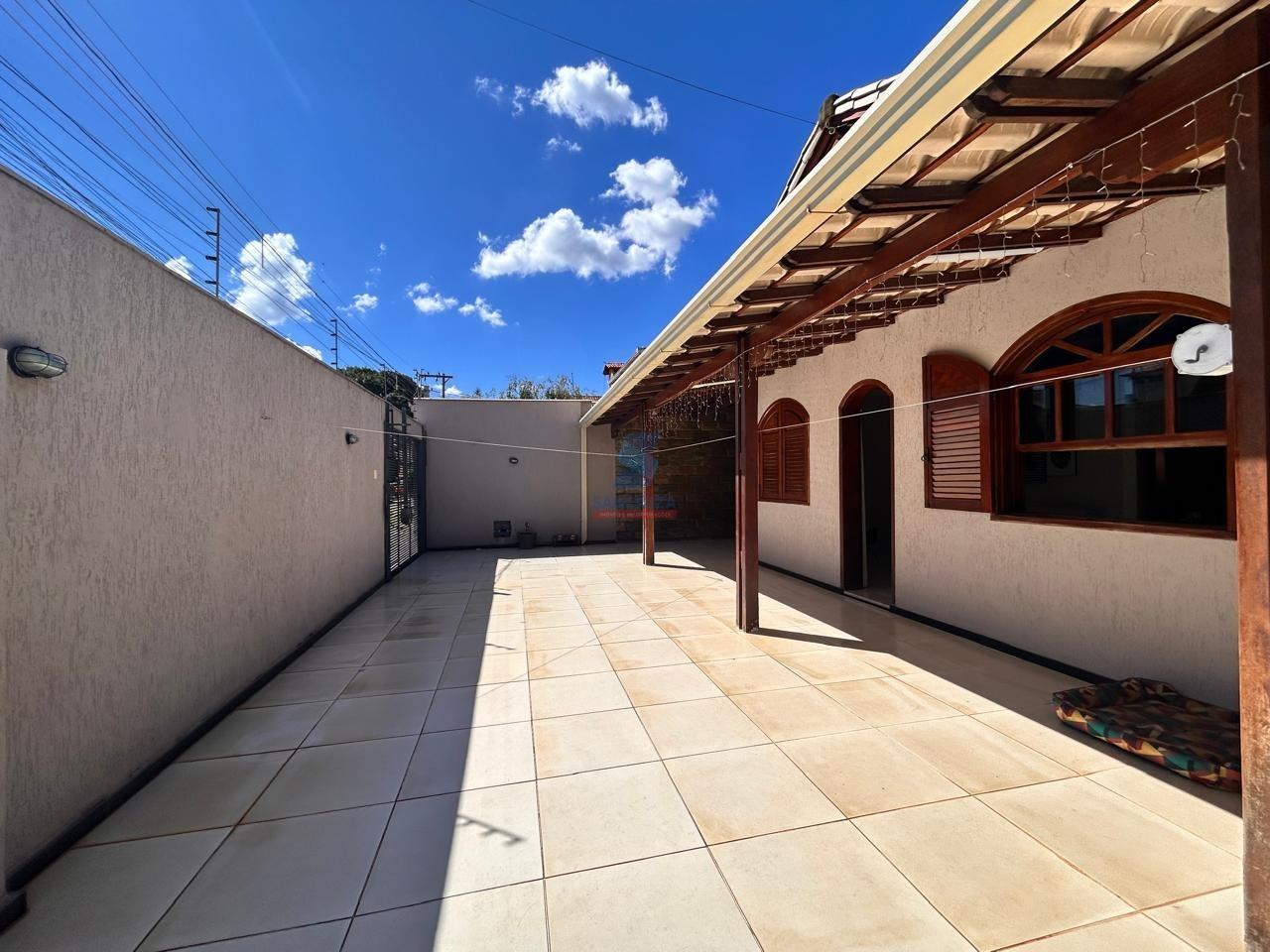 Casa à venda no Alvorada: 