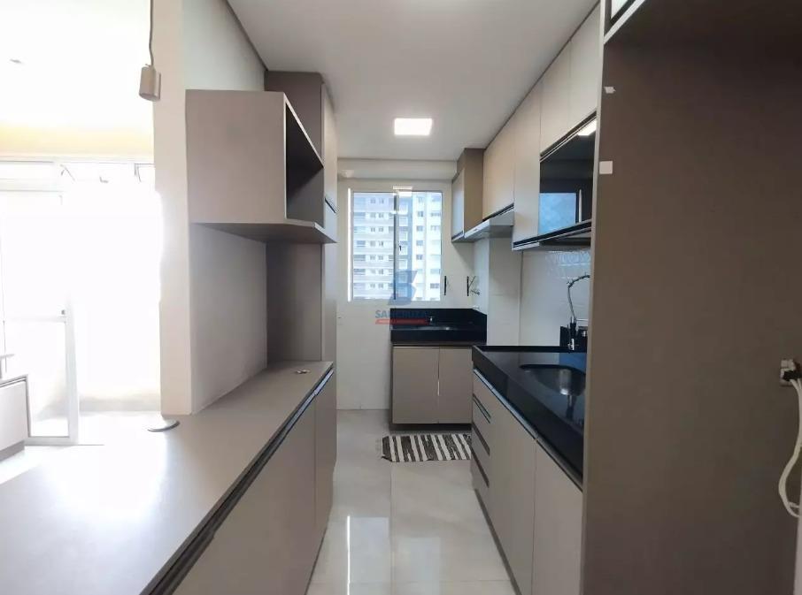 Apartamento à venda no Cidade Industrial: 