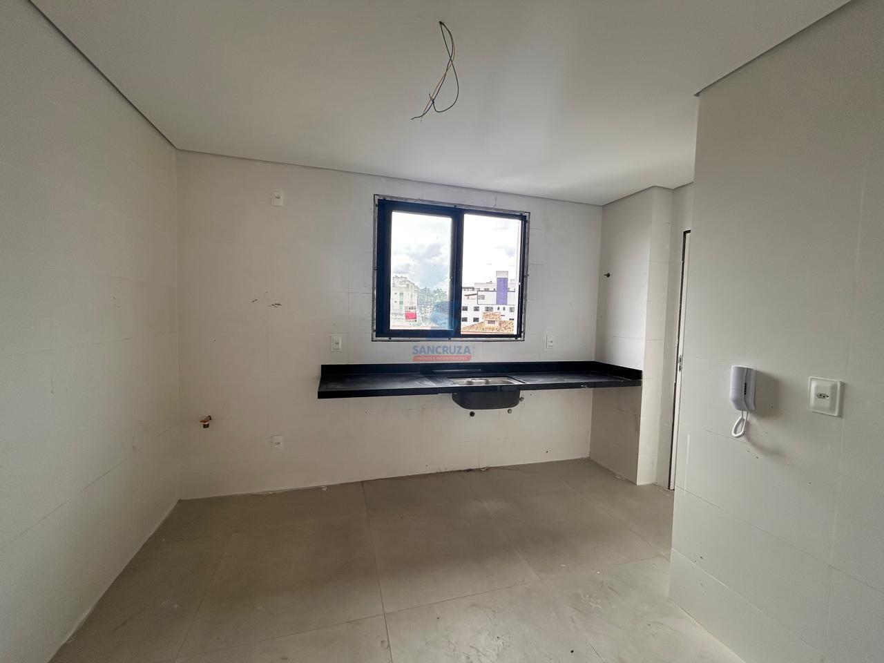 Apartamento à venda no Cabral: 