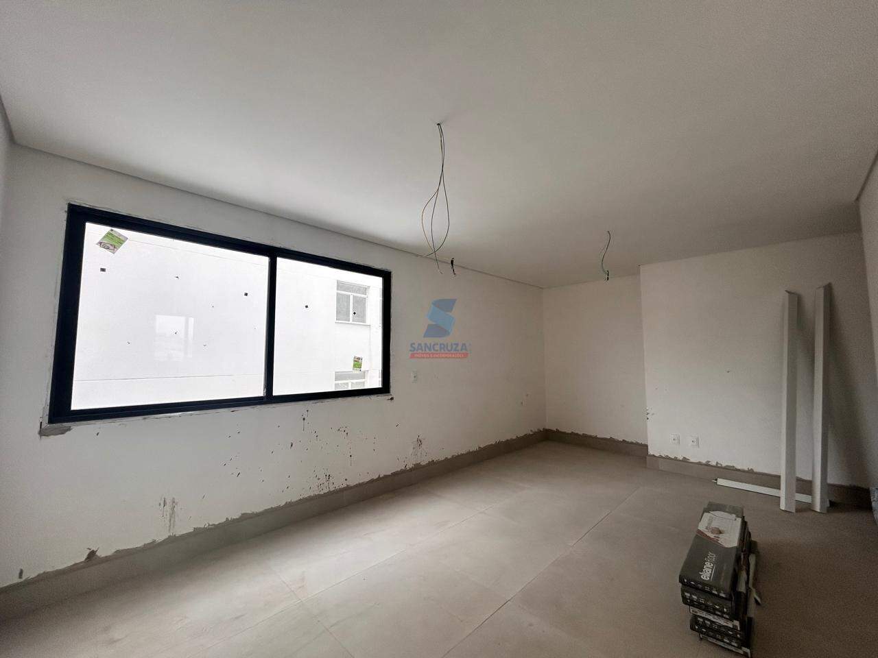 Apartamento à venda no Cabral: 