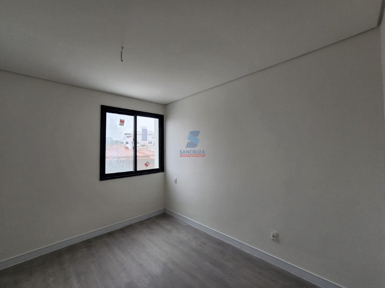 Cobertura à venda no Cabral: 