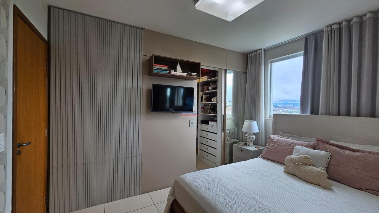 Cobertura à venda no Cabral: 