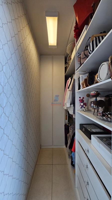 Cobertura à venda no Cabral: 