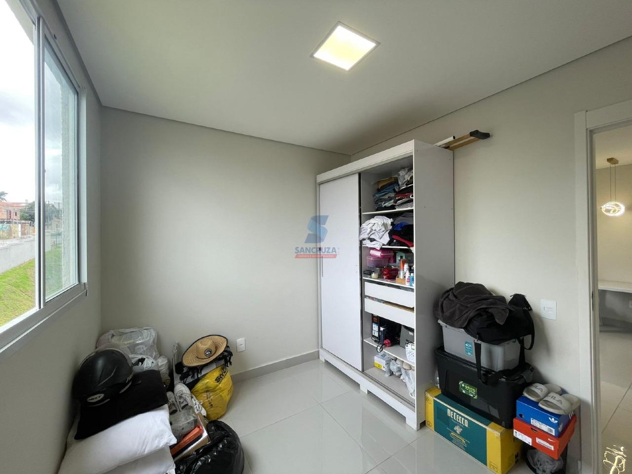 Apartamento para aluguel no Colonial: 