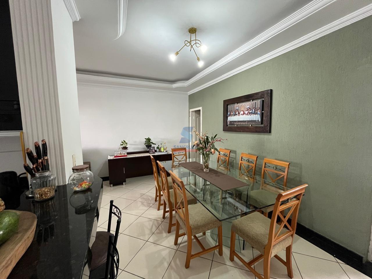 Casa Geminada à venda no Lucio de Abreu: 