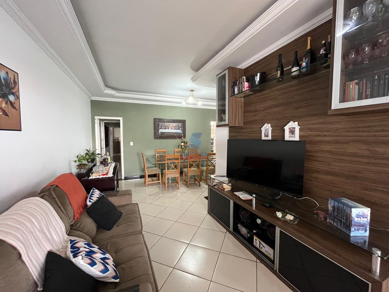 Casa Geminada à venda no Lucio de Abreu: 