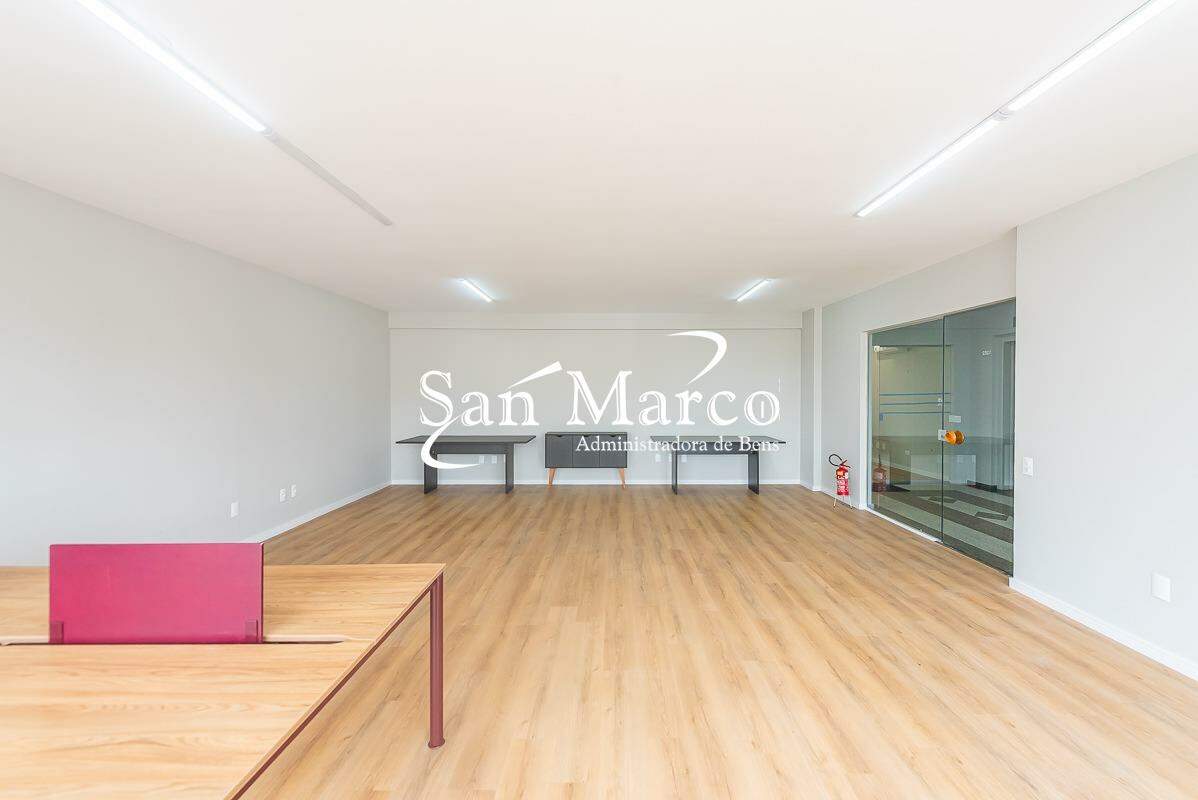 Comercial para alugar em Centro, Curitiba — Imobiliária Andrade