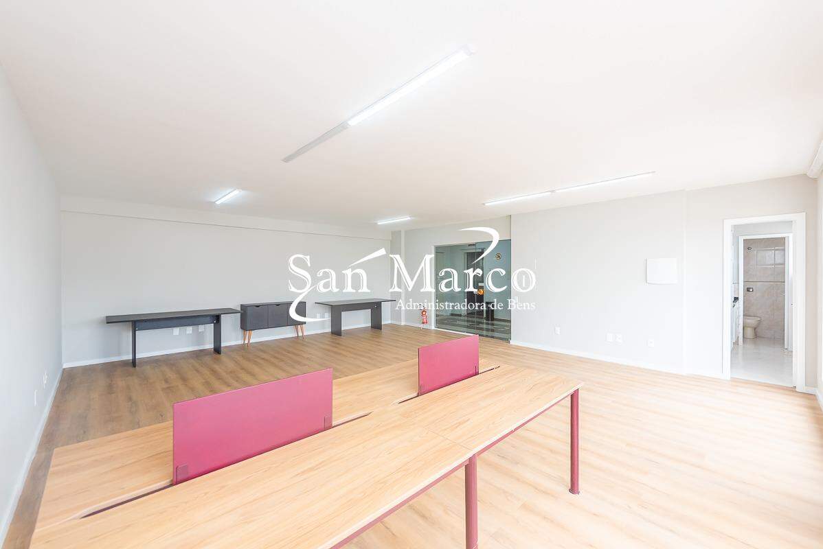 Comercial para alugar em Centro, Curitiba — Imobiliária Andrade