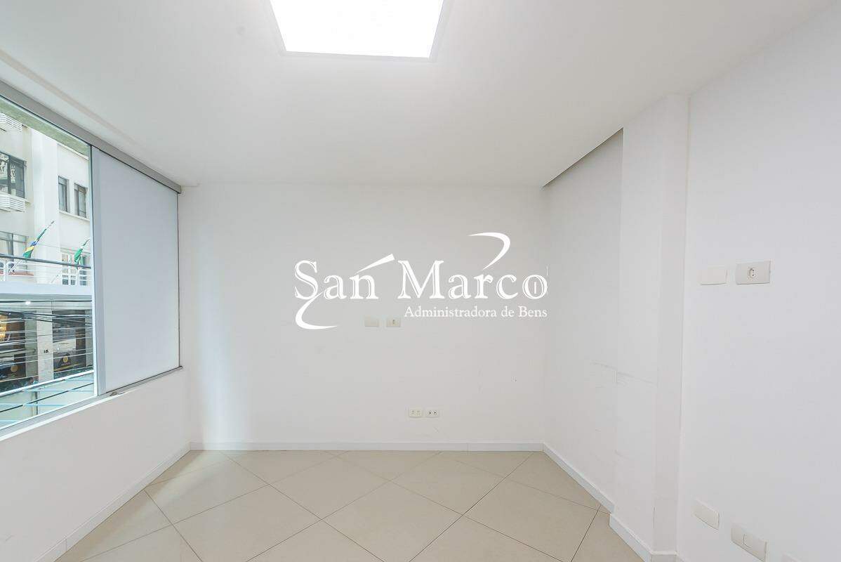 Comercial para alugar em Centro, Curitiba — Imobiliária Andrade
