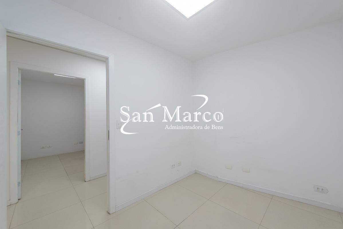 Comercial para alugar em Centro, Curitiba — Imobiliária Andrade