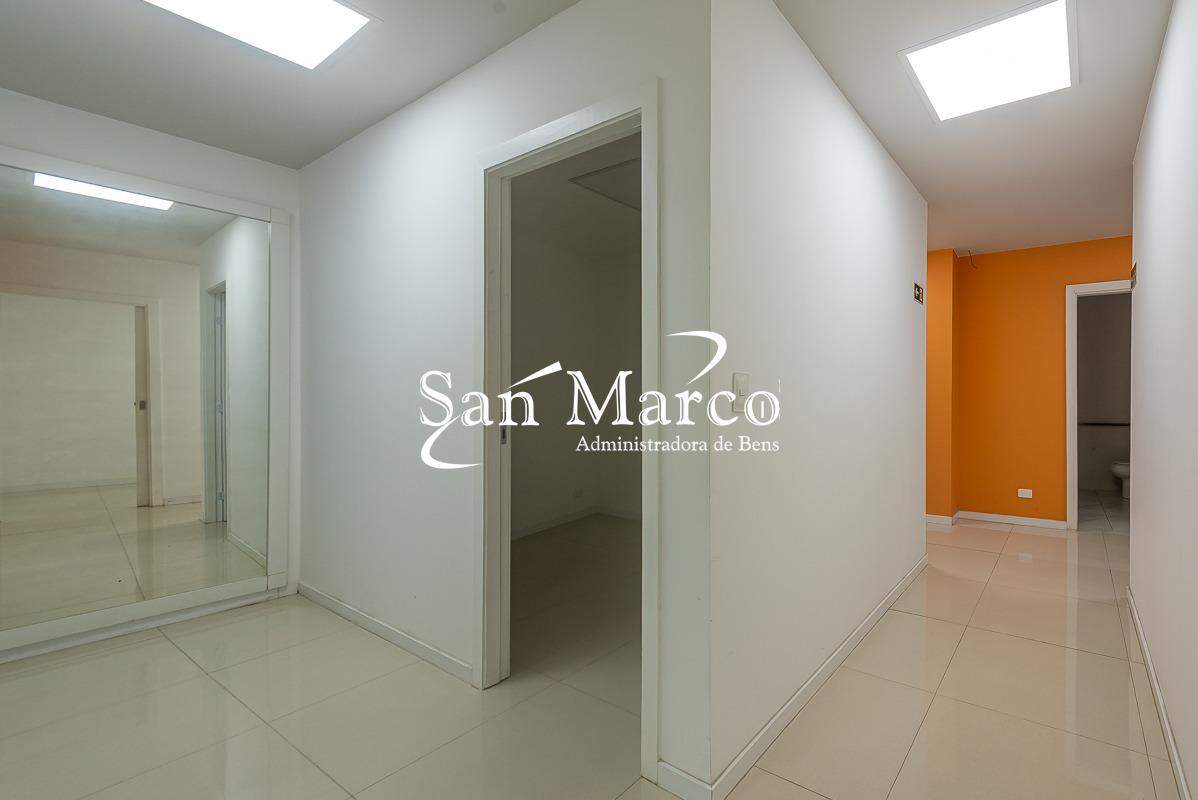 Comercial para alugar em Centro, Curitiba — Imobiliária Andrade
