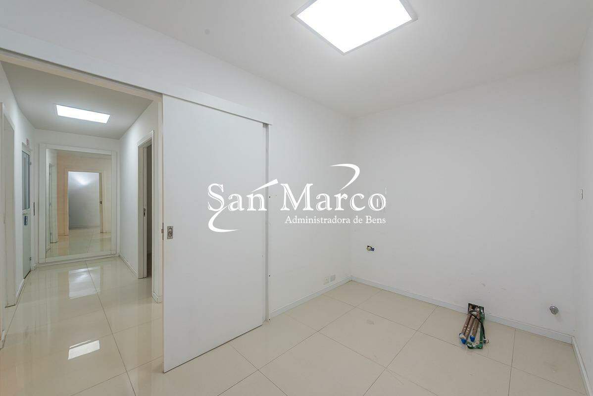 Comercial para alugar em Centro, Curitiba — Imobiliária Andrade