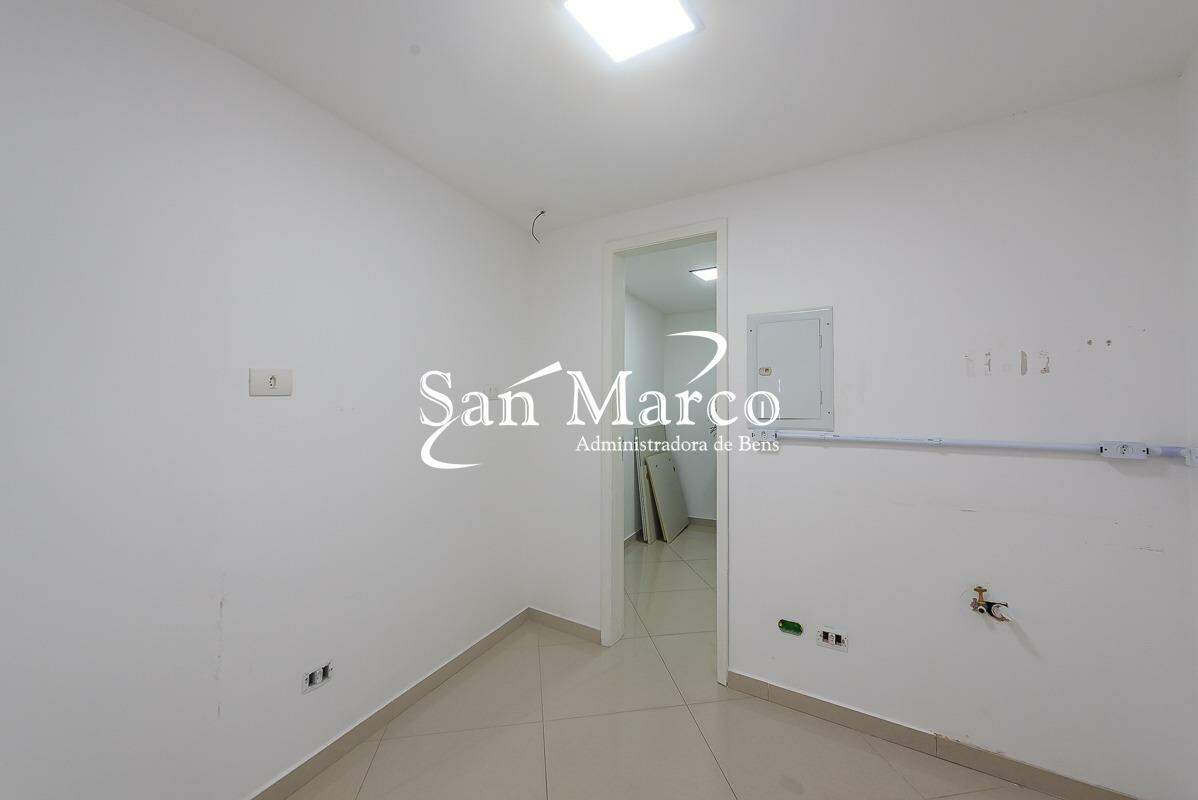 Comercial para alugar em Centro, Curitiba — Imobiliária Andrade