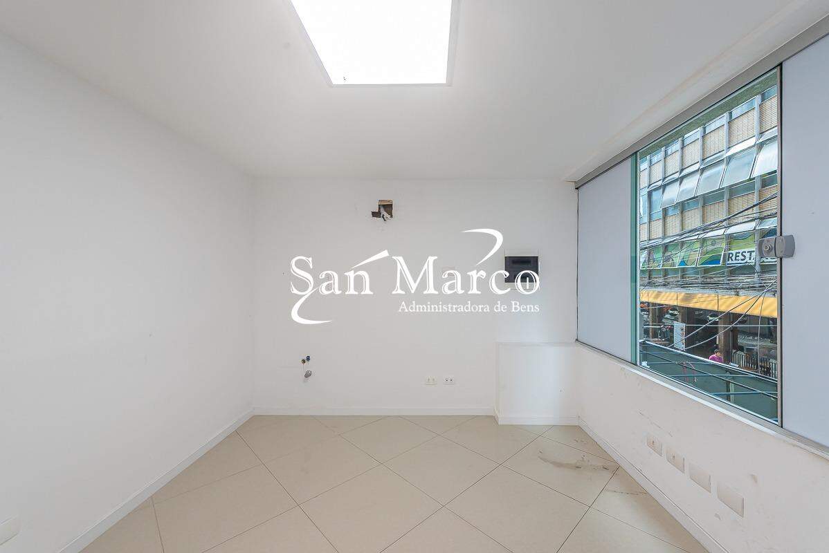 Comercial para alugar em Centro, Curitiba — Imobiliária Andrade