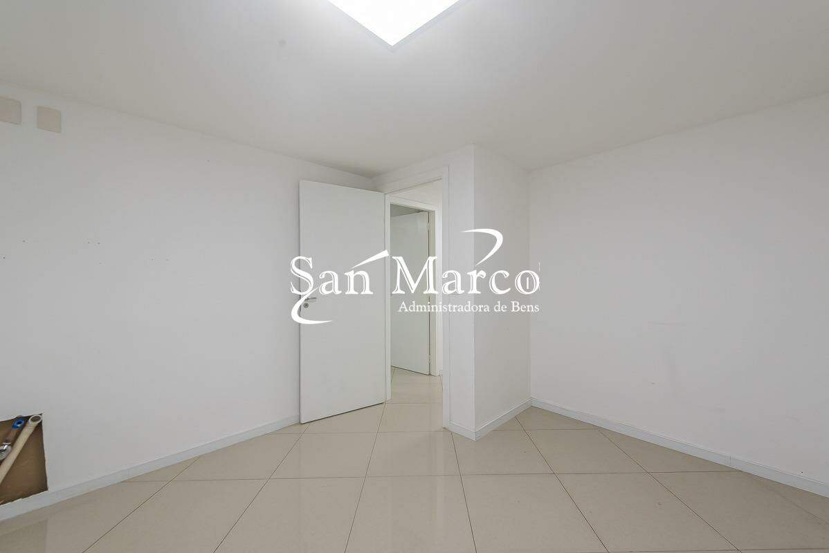 Comercial para alugar em Centro, Curitiba — Imobiliária Andrade