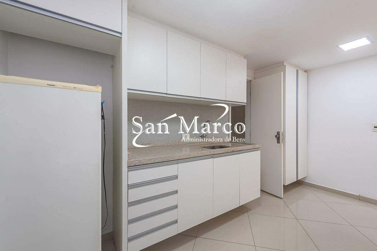Comercial para alugar em Centro, Curitiba — Imobiliária Andrade