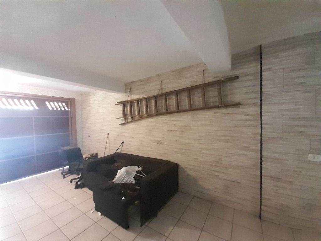 Sobrado à venda no Jardim Marek: 