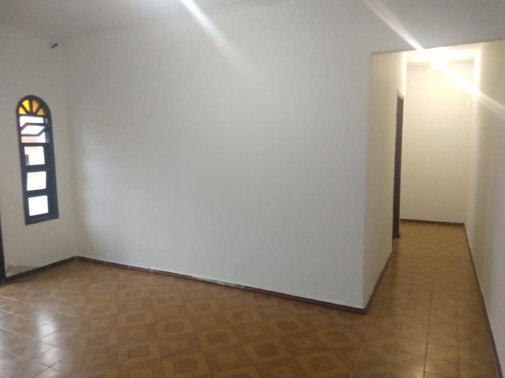 Sobrado à venda no Vila São João: Sala