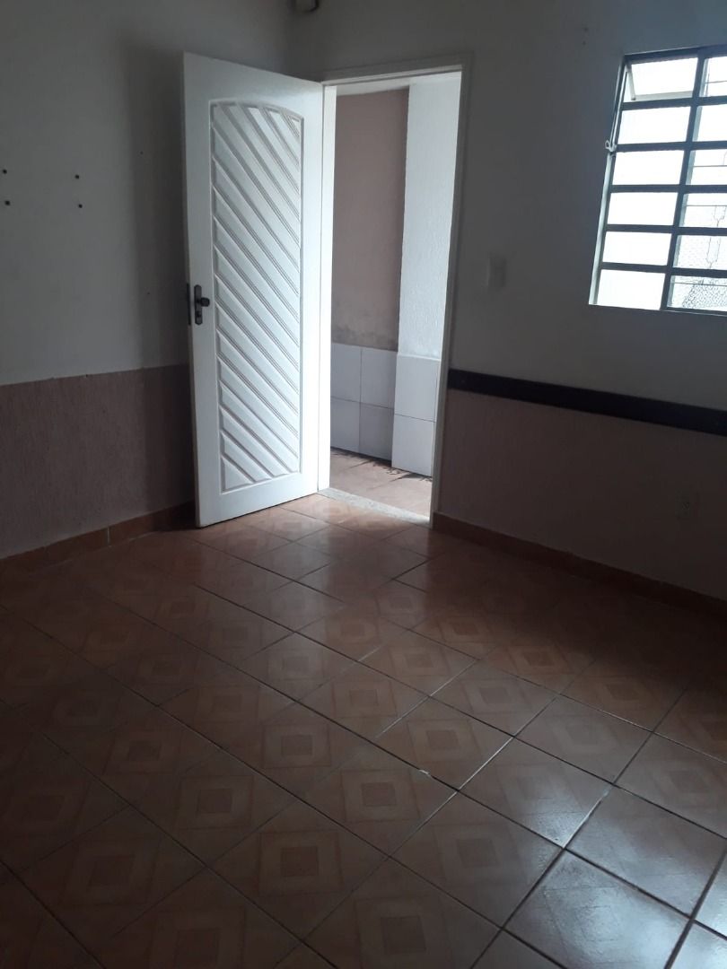 Casa à venda no Parque São Rafael: 