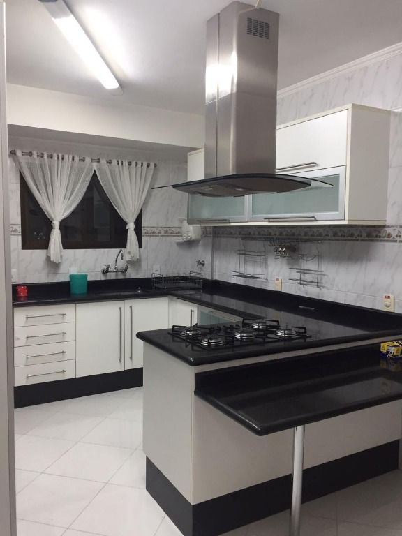 Apartamento à venda no Santa Teresinha: 
