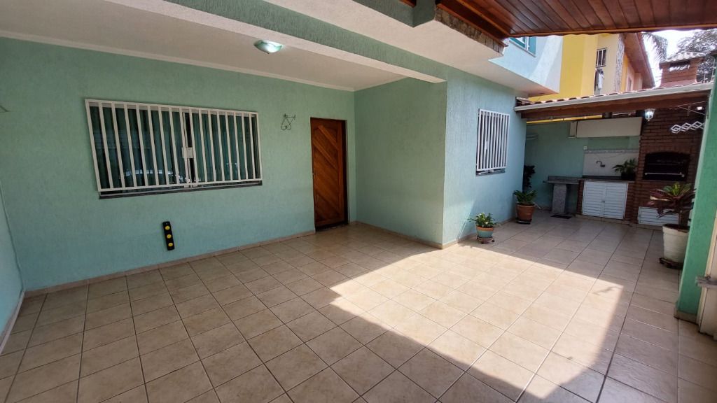 Sobrado à venda no Vila Pires: GARAGEM