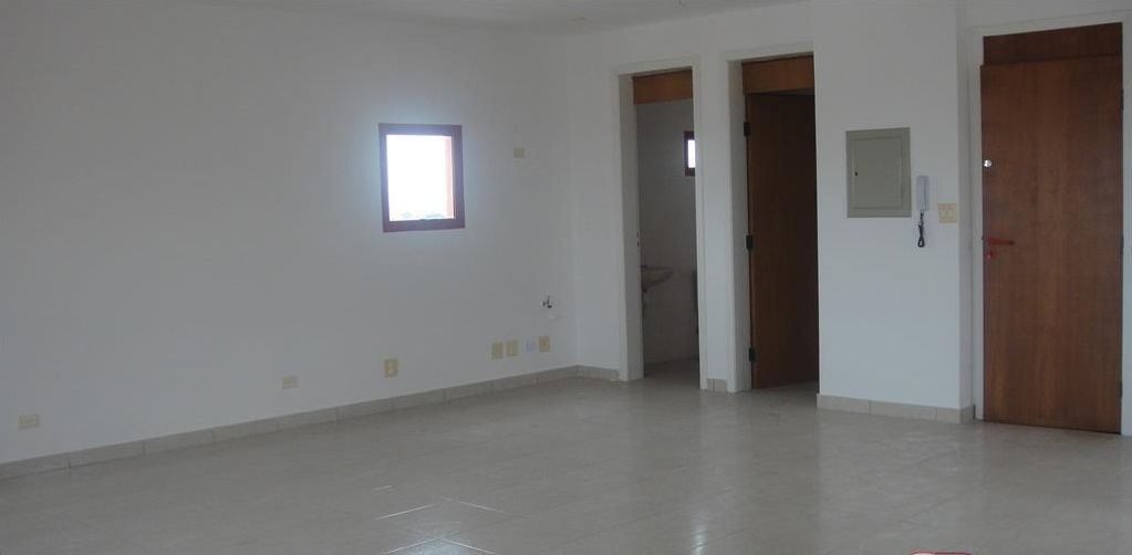 Sala à venda no Vila Alto de Santo André: 