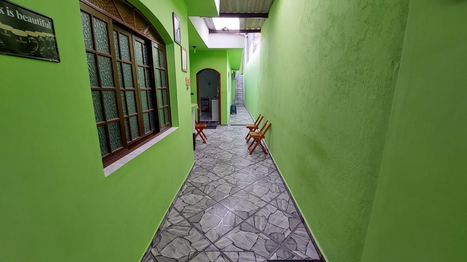 Casa à venda no Parque Novo Oratório: CORREDOR LATERAL