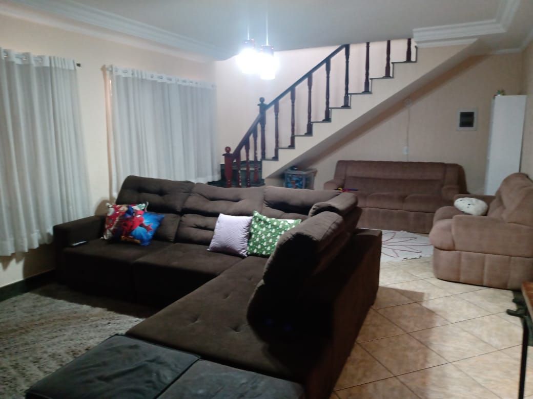 Casa à venda no Parque Novo Oratório: Sala