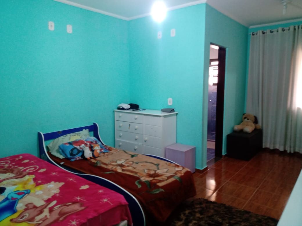Casa à venda no Parque Novo Oratório: Dormitório