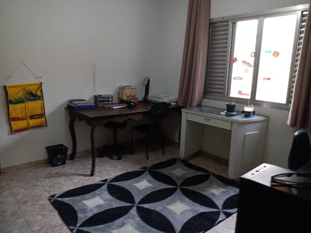 Casa à venda no Parque Novo Oratório: Dormitório