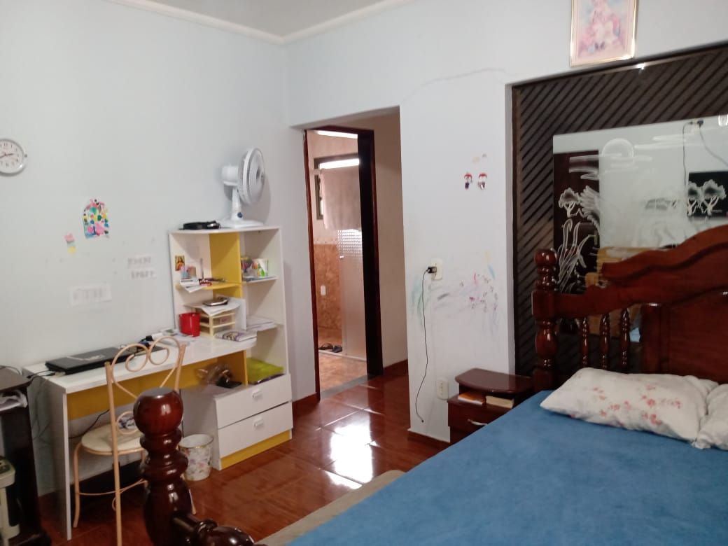 Casa à venda no Parque Novo Oratório: Dormitório