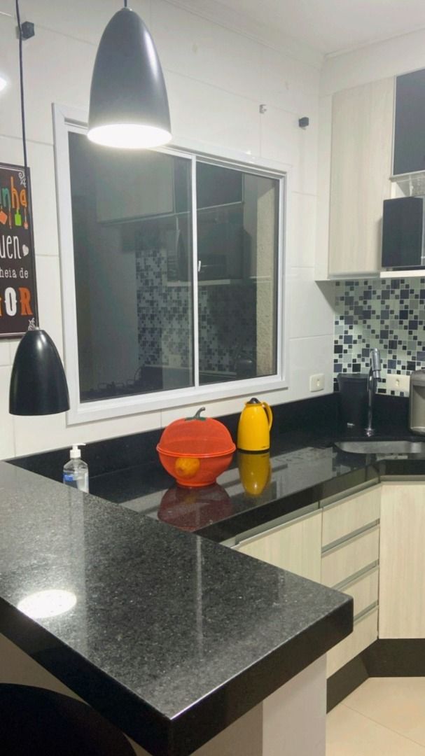 Cobertura à venda no Parque Novo Oratório: Cozinha