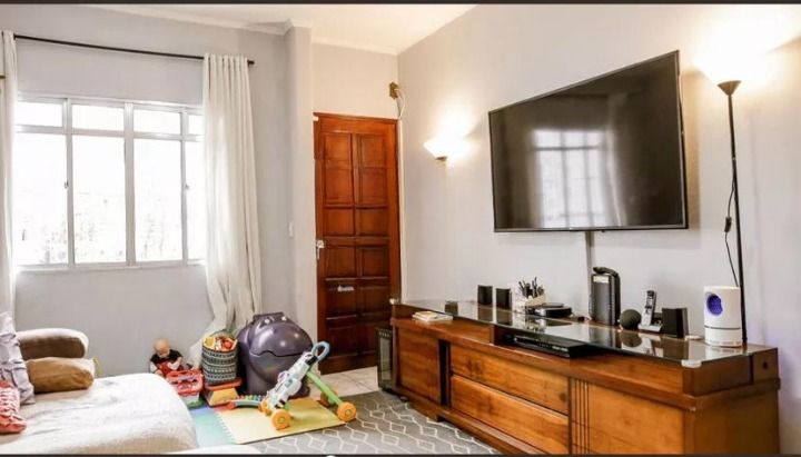 Sobrado à venda no Jardim Marek: 