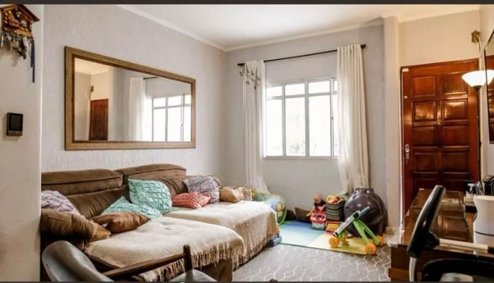 Sobrado à venda no Jardim Marek: 