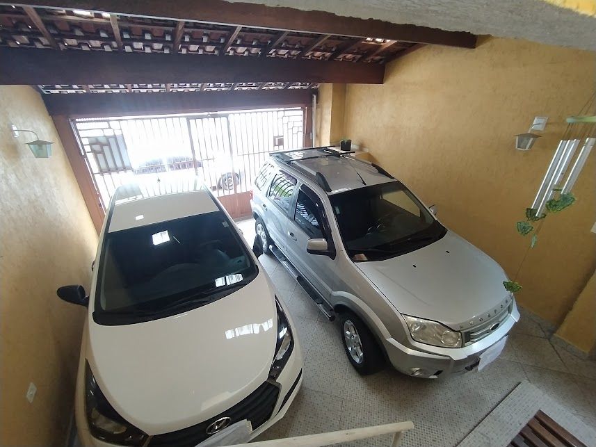 Sobrado à venda no Parque Marajoara: Garagem