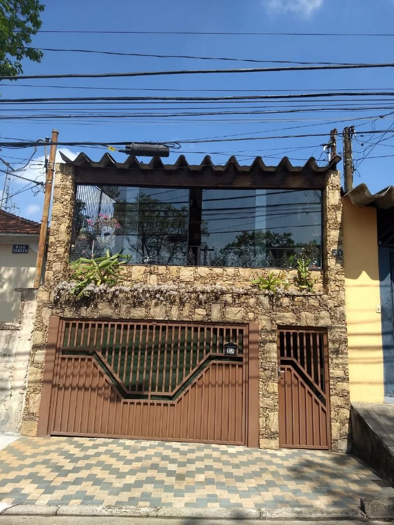 Sobrado à venda no Parque Oratório: 