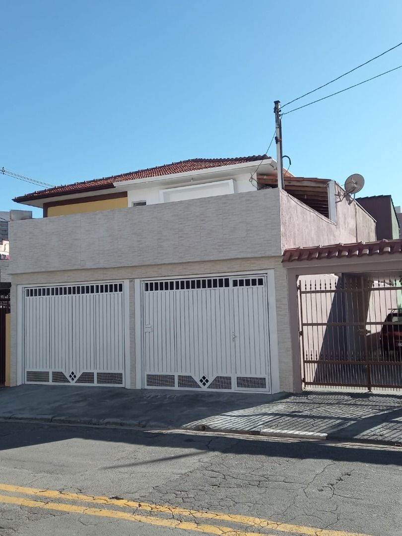 Sobrado à venda no Vila Homero Thon: frente